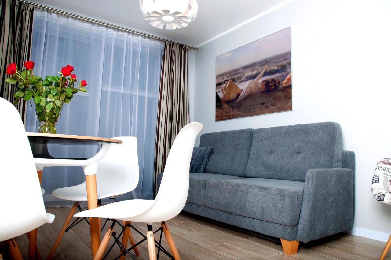 Apartament Ikar - 2 Pokojowy Przy Morzu Z Balkonem Pobierowo Extérieur photo