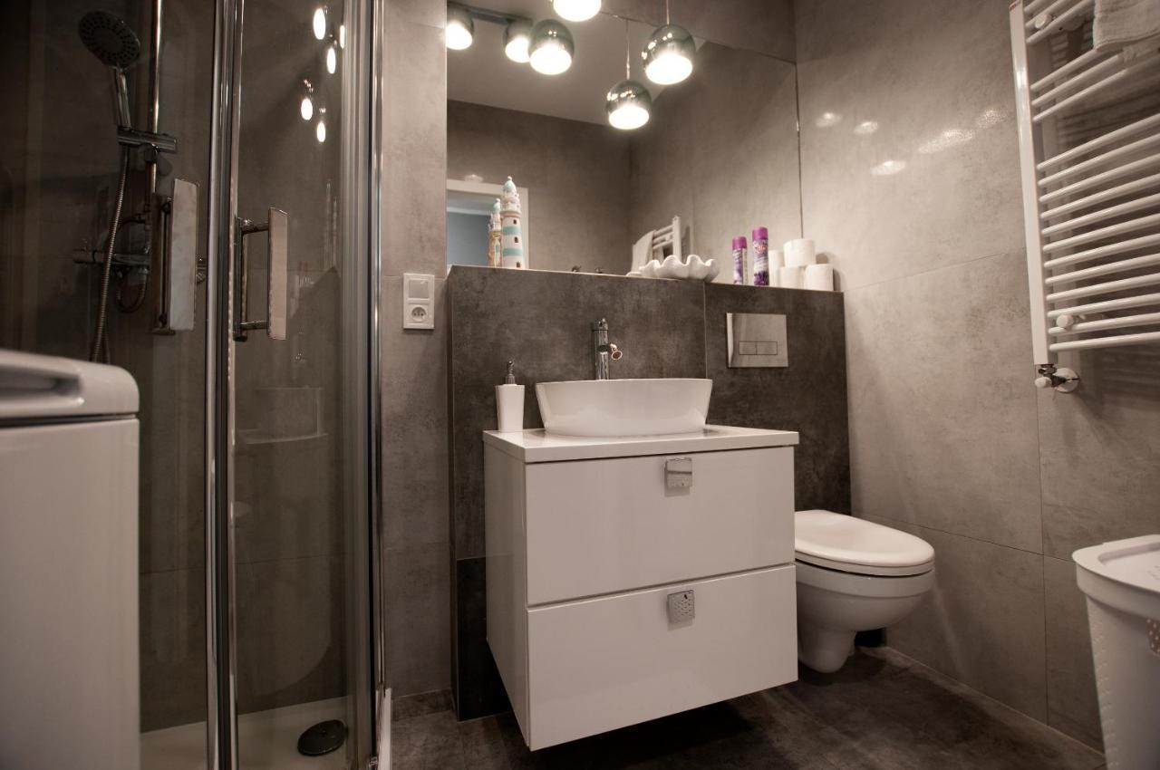 Apartament Ikar - 2 Pokojowy Przy Morzu Z Balkonem Pobierowo Extérieur photo